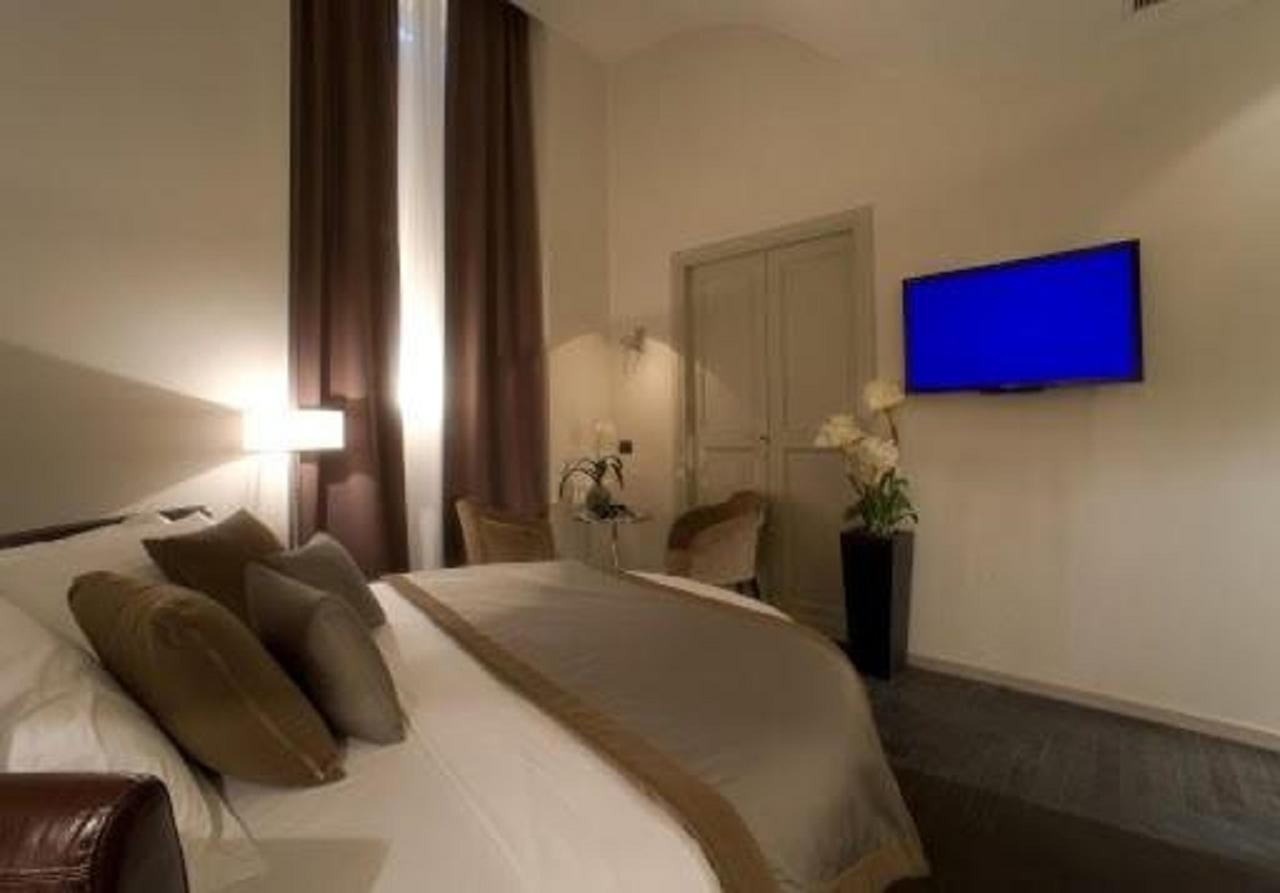 Piazza Del Gesu' Luxury Suites Roma Ngoại thất bức ảnh